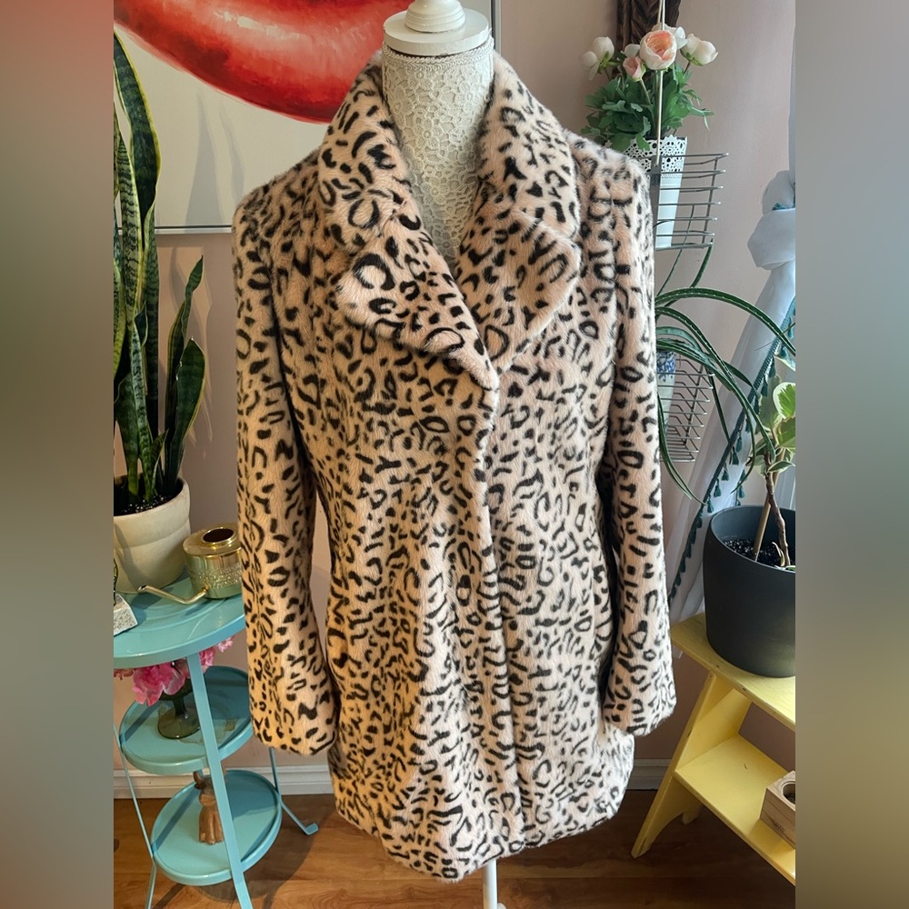 Y2K Fuzzy Leopard Print Faux Fur ‘Guess’ Coat Sz S